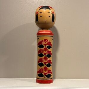 VTG Handcrafted Signed 15” Wooden Kokeshi Doll with Floral‎ Design